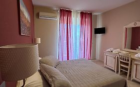 Le Residenze Di Santa Costanza - Le Dimore